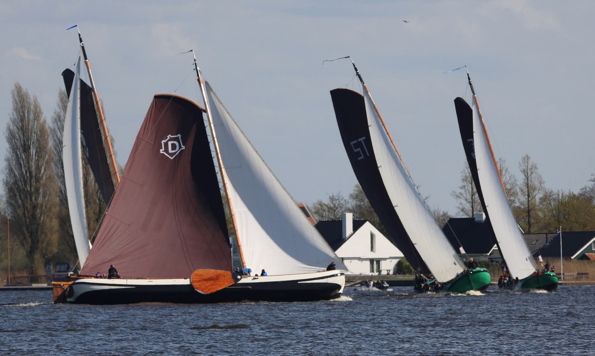 Zesde plaats in Gold Fleet bij Langweer - prima start!